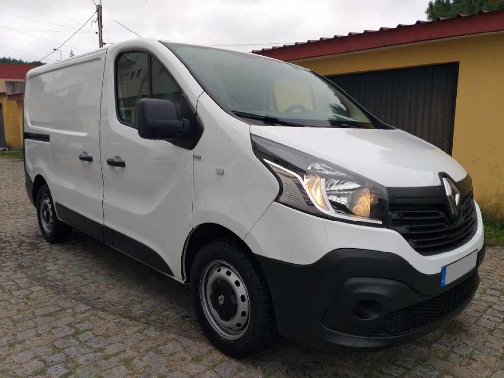renault-trafic-1-6-dci-2019-diesel-1598cc