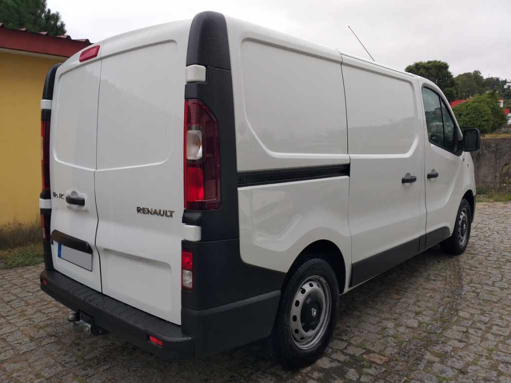 renault-trafic-1-6-dci-2019-diesel-1598cc