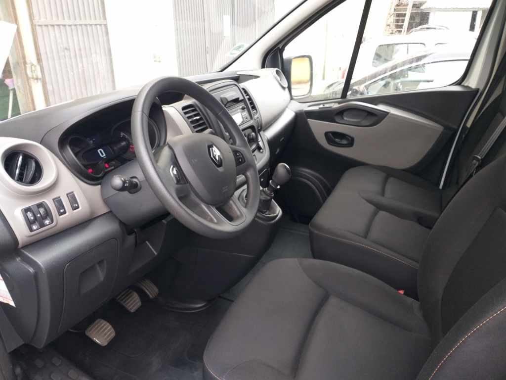 renault-trafic-1-6-dci-2019-diesel-1598cc