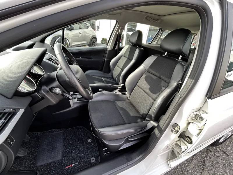 peugeot-207-sw-2012-diesel-1560cc