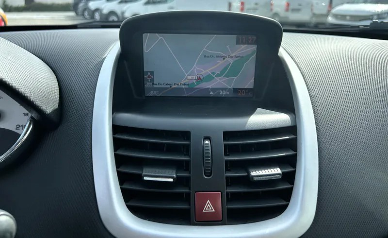 peugeot-207-sw-2012-diesel-1560cc