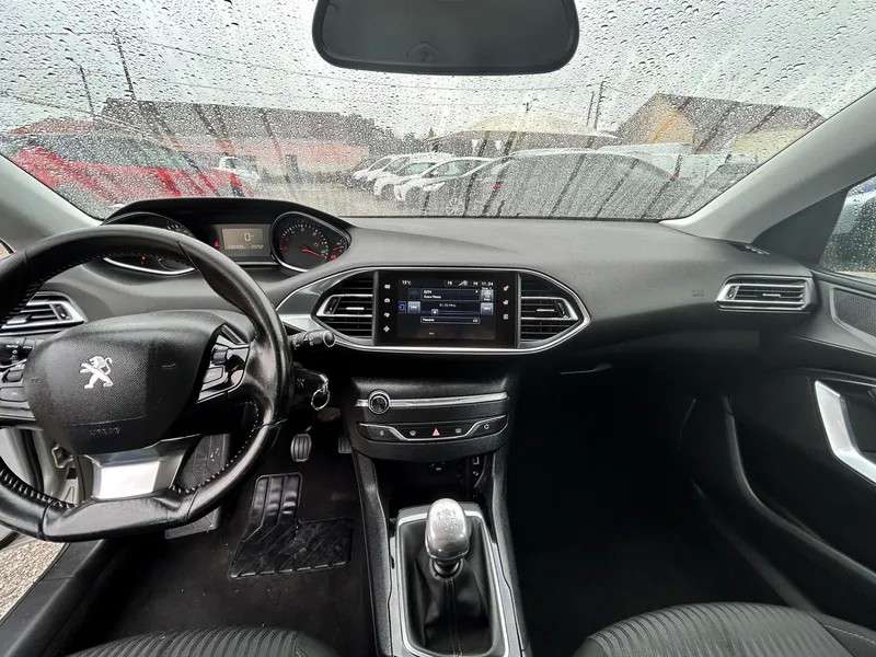 peugeot-308-2015-diesel-1560cc