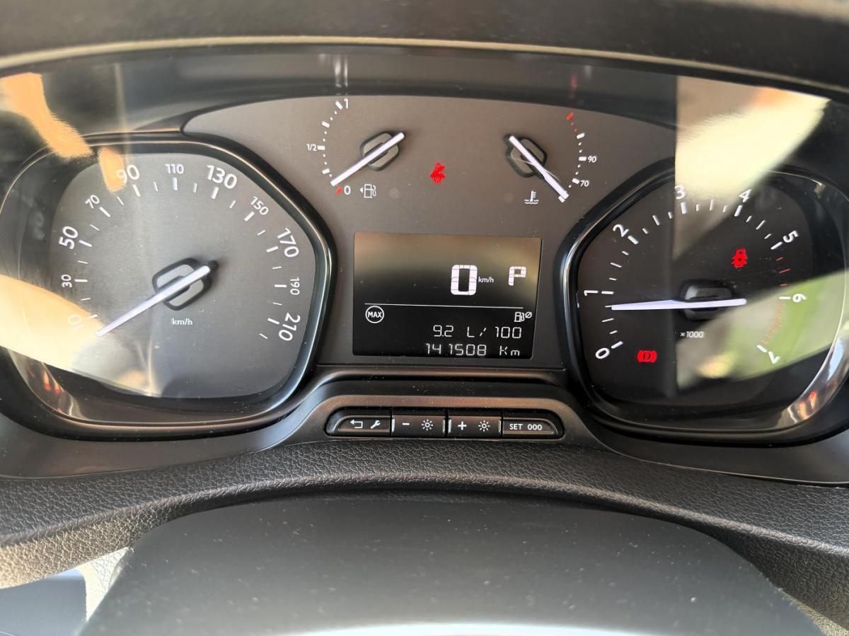 peugeot-expert-2022-diesel-1997cc