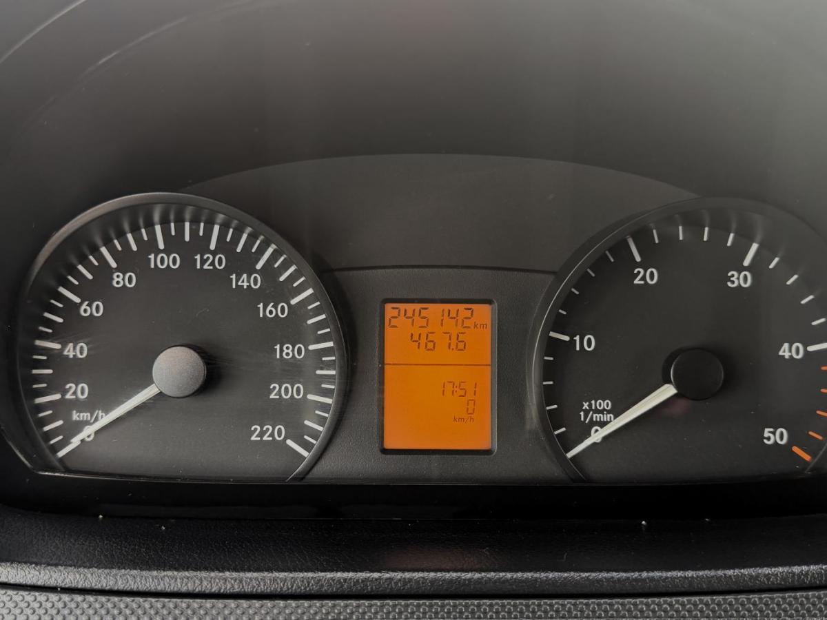 mercedes-benz-vito-2014-diesel-2143cc