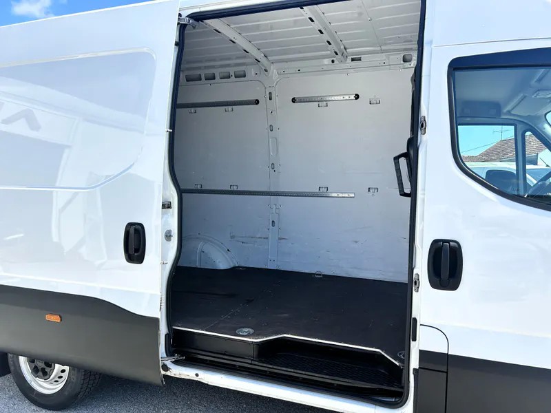 iveco-daily-2021-diesel-2287cc