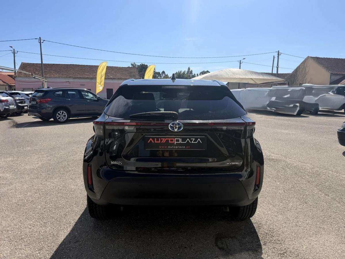 toyota-yaris-cross-2022-hibrido-a-gasolina-1490cc