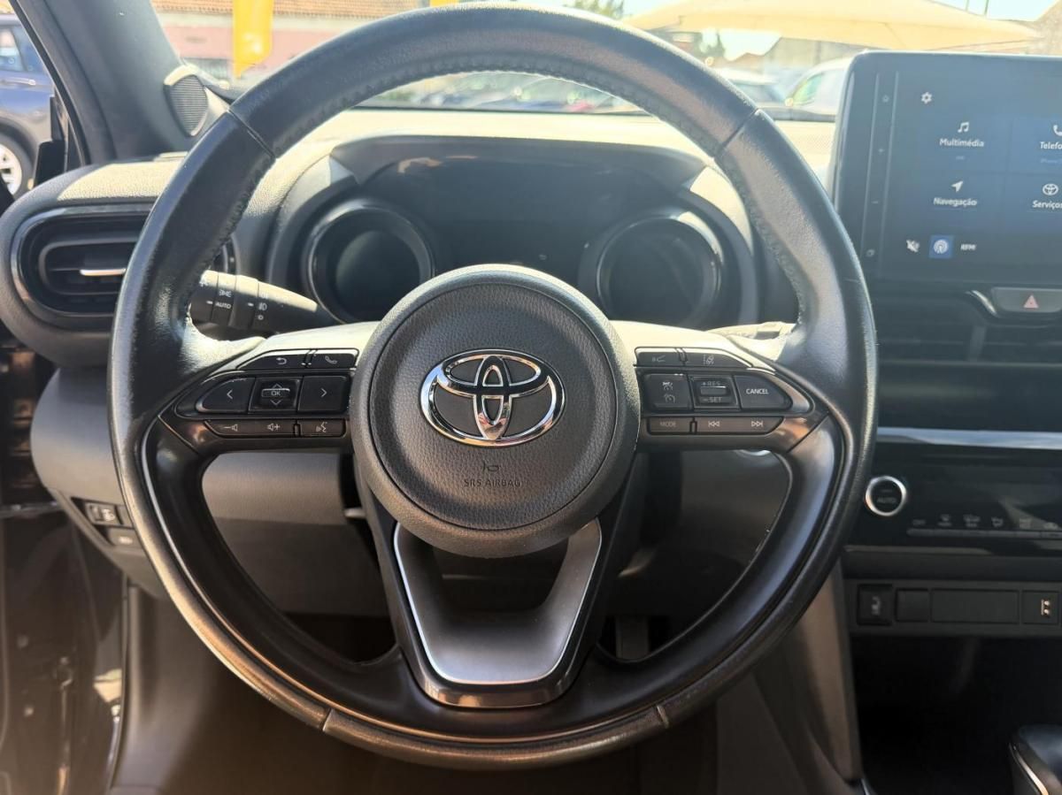toyota-yaris-cross-2022-hibrido-a-gasolina-1490cc
