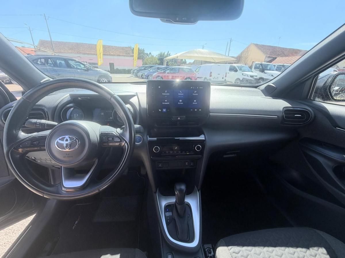 toyota-yaris-cross-2022-hibrido-a-gasolina-1490cc