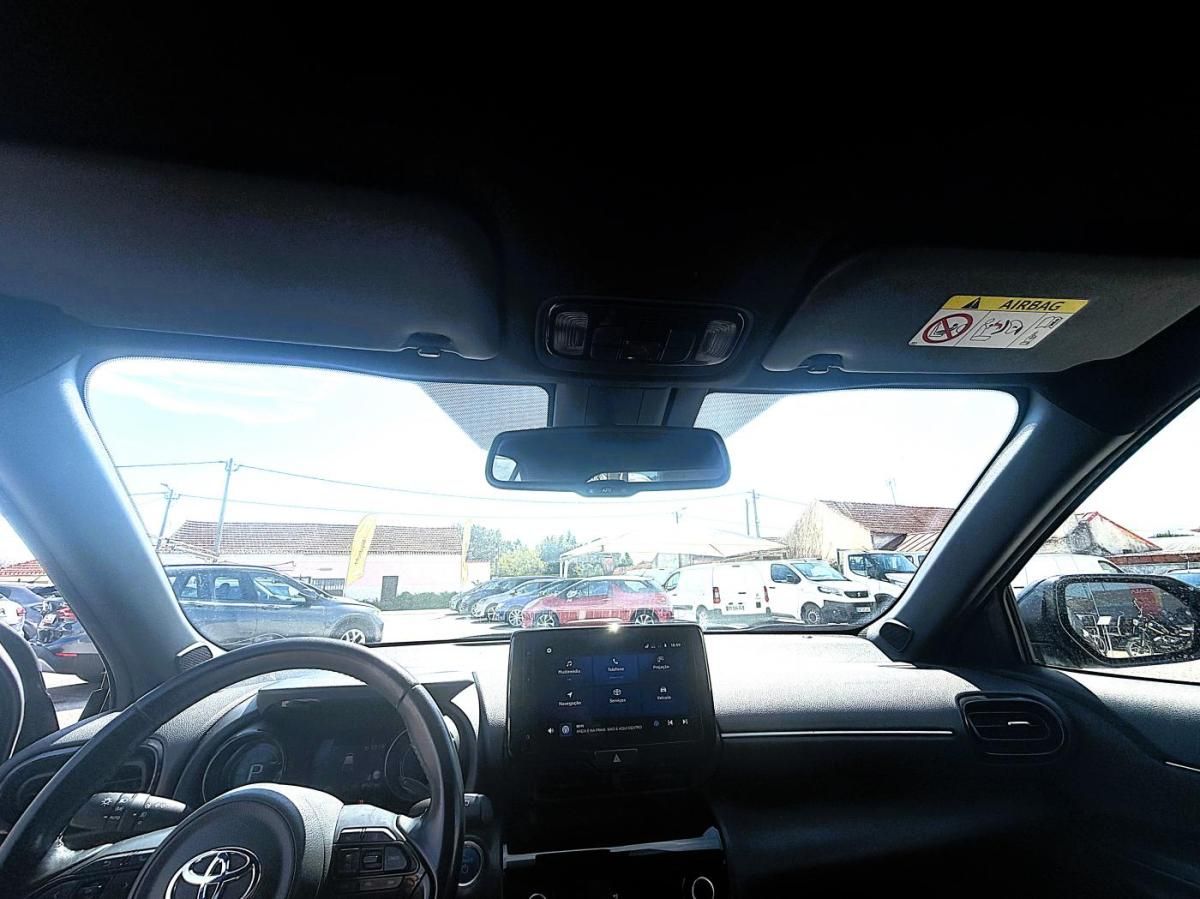 toyota-yaris-cross-2022-hibrido-a-gasolina-1490cc