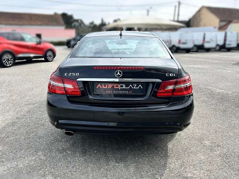 mercedes-benz-classe-e-2011-diesel-2143cc