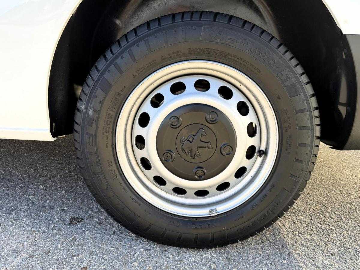 peugeot-expert-2021-diesel-1997cc