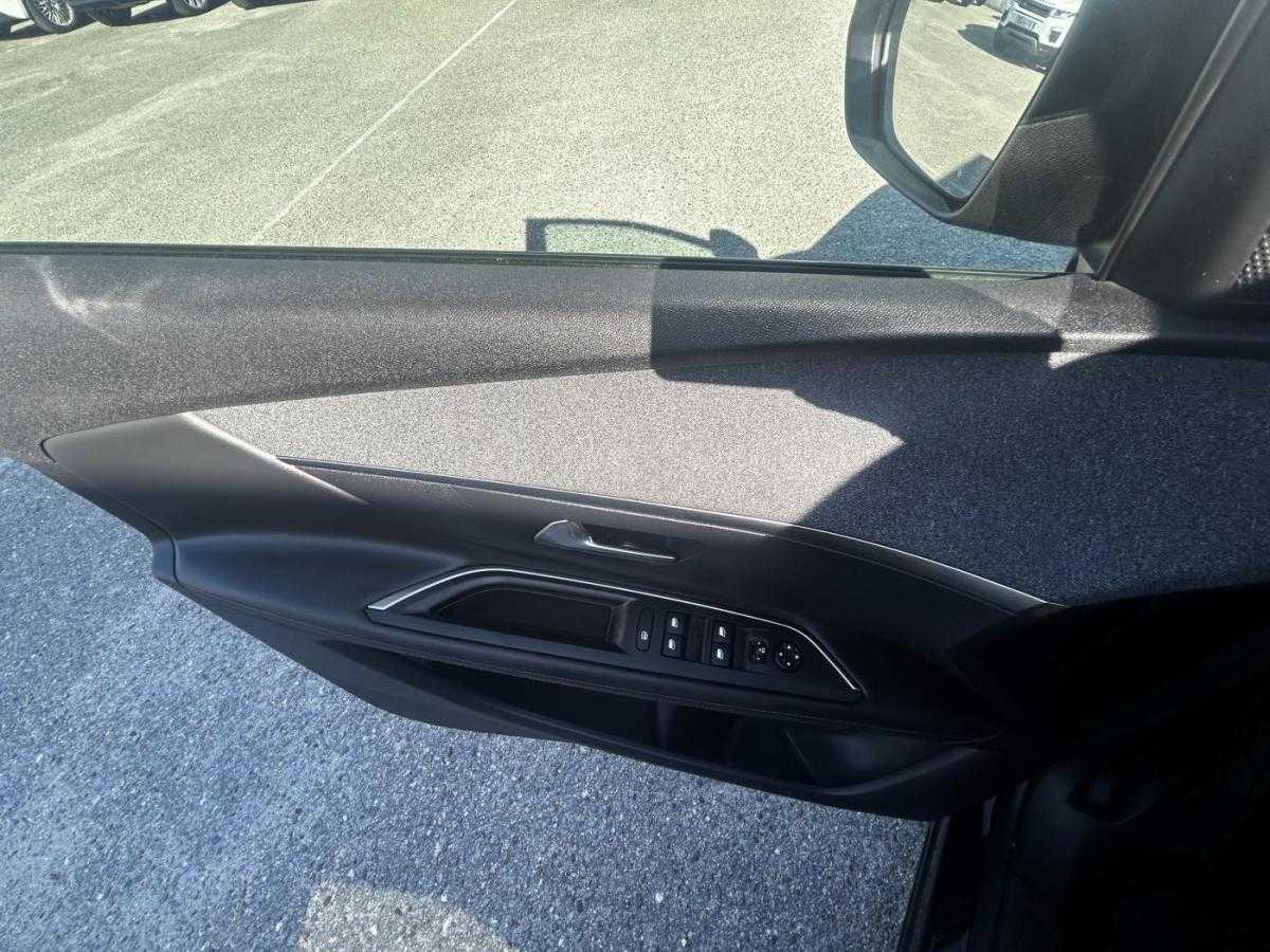 peugeot-3008-2018-diesel-1499cc