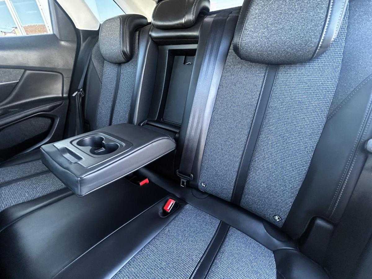 peugeot-3008-2018-diesel-1499cc