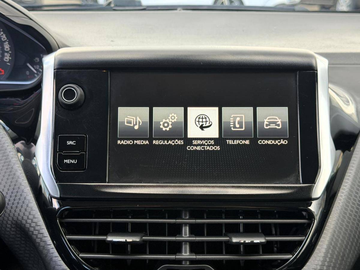peugeot-208-2015-gasolina-1199cc