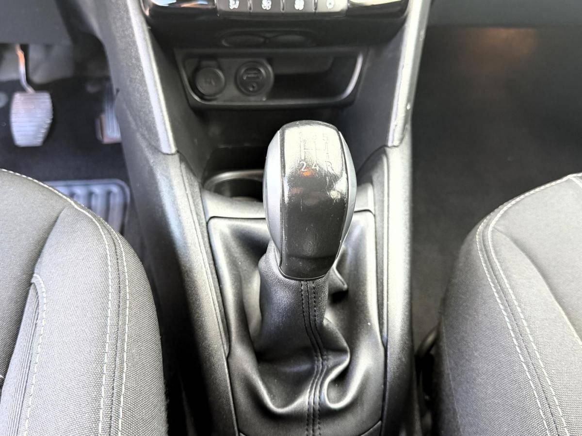 peugeot-208-2015-gasolina-1199cc