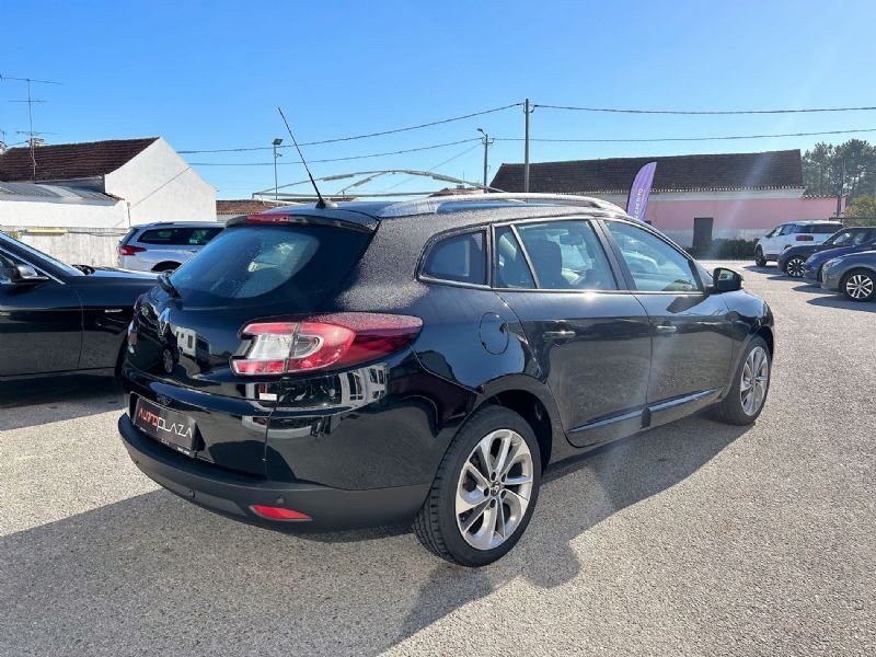 renault-megane-sport-tourer-2014-diesel-1500cc