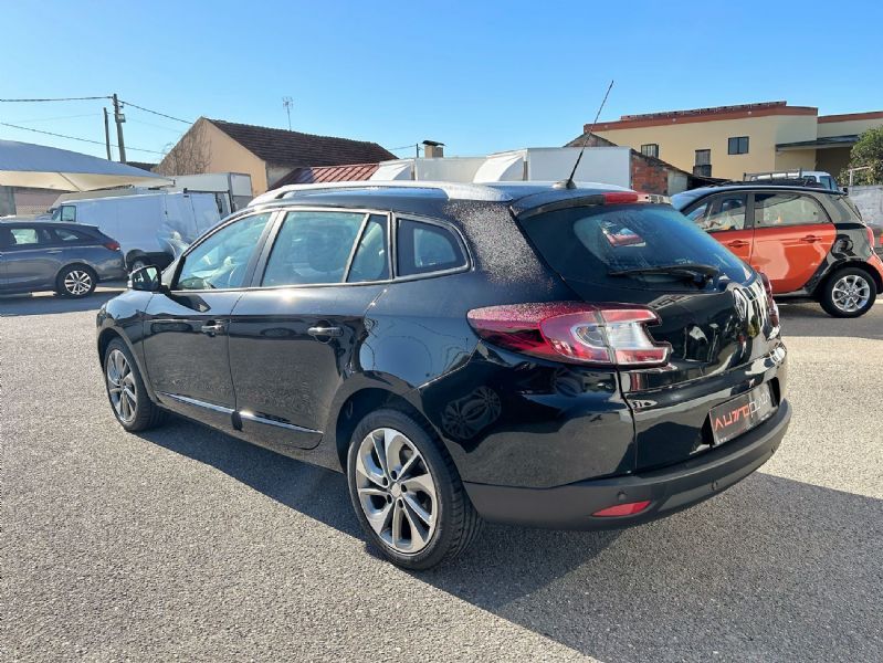 renault-megane-sport-tourer-2014-diesel-1500cc