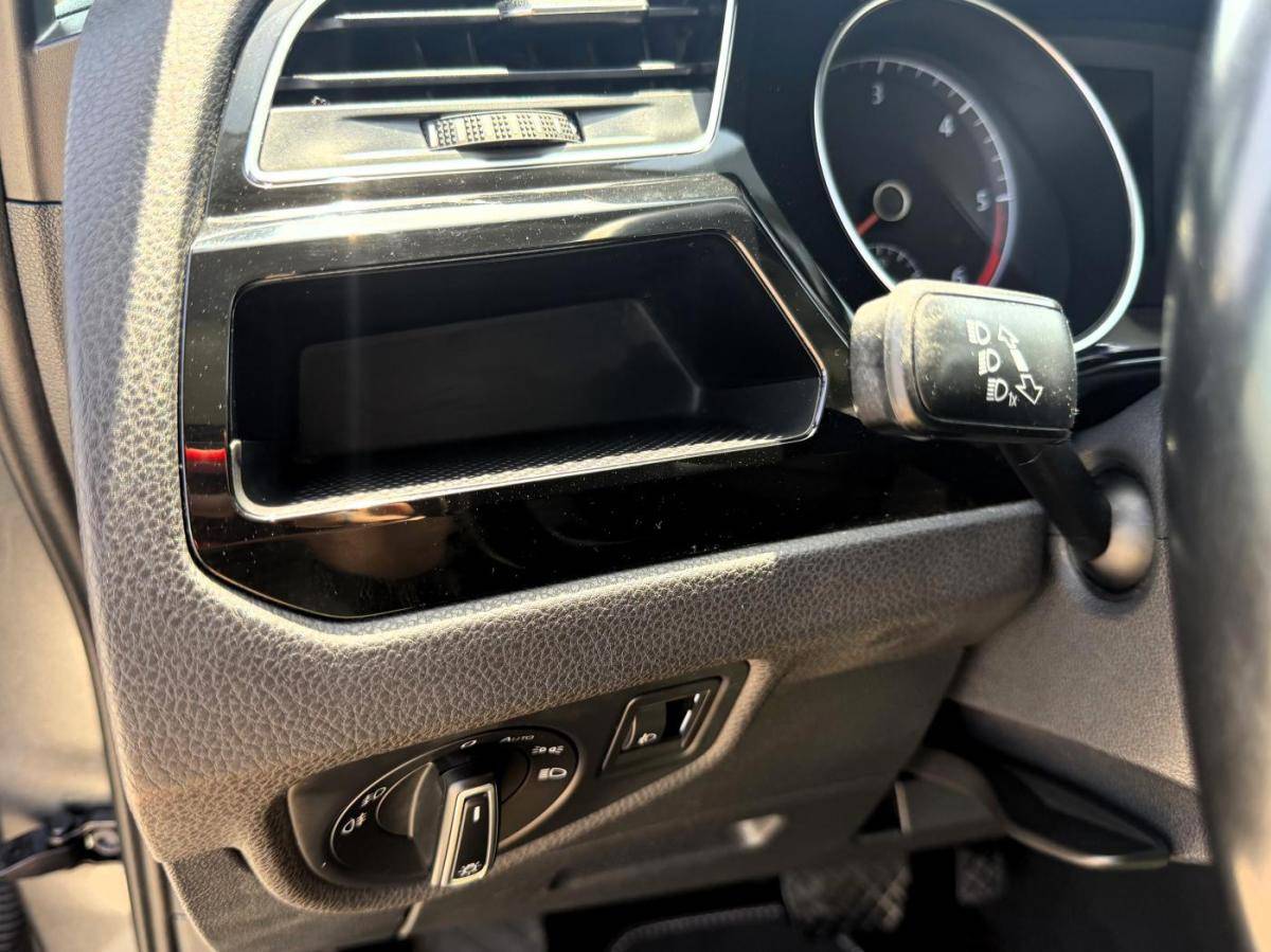 volkswagen-touran-2016-diesel-1968cc