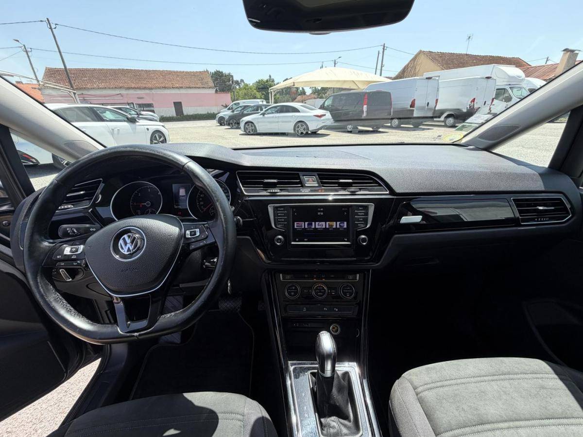 volkswagen-touran-2016-diesel-1968cc
