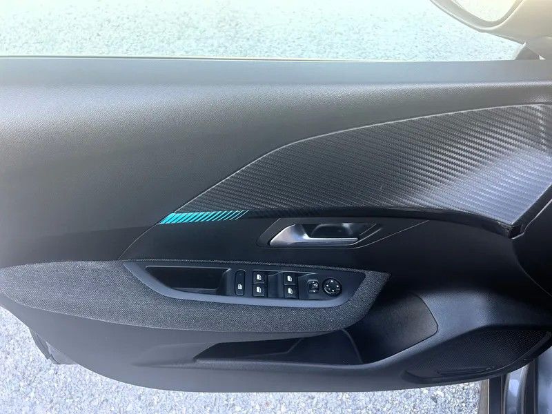 peugeot-208-2022-gasolina-1199cc