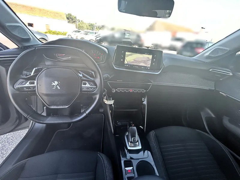 peugeot-208-2022-gasolina-1199cc