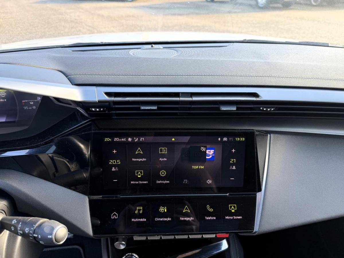 peugeot-308-2022-hibrido-a-gasolina-1598cc
