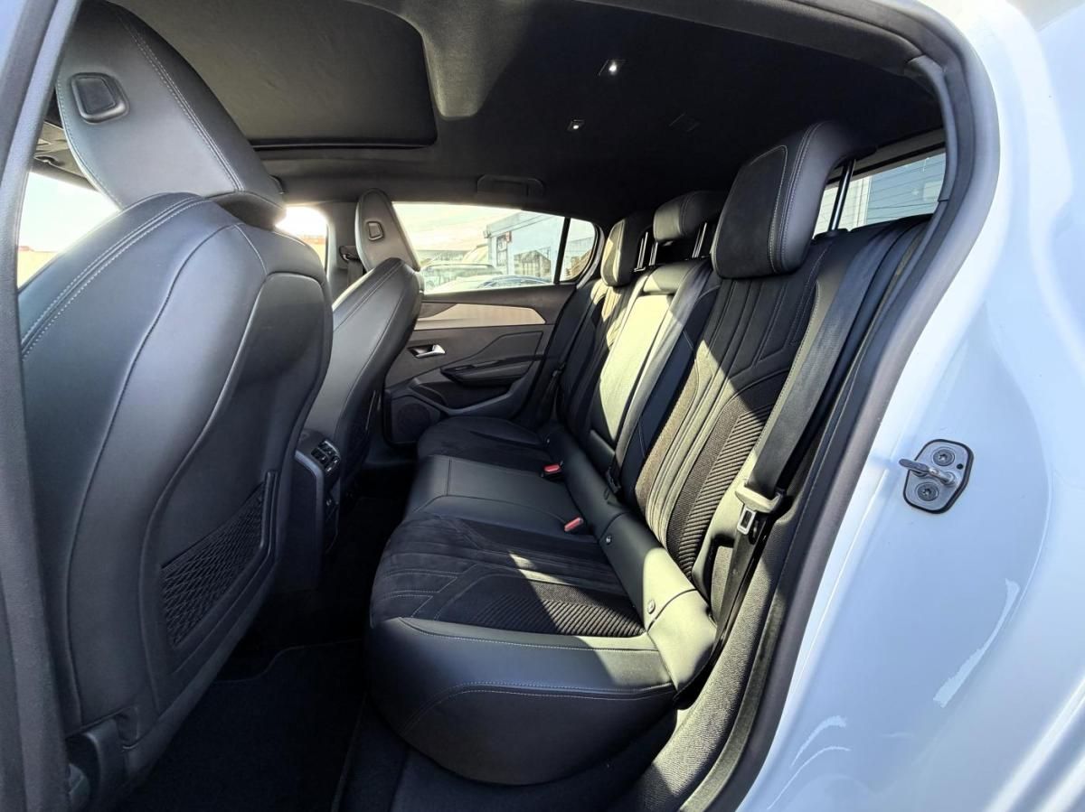 peugeot-308-2022-hibrido-a-gasolina-1598cc