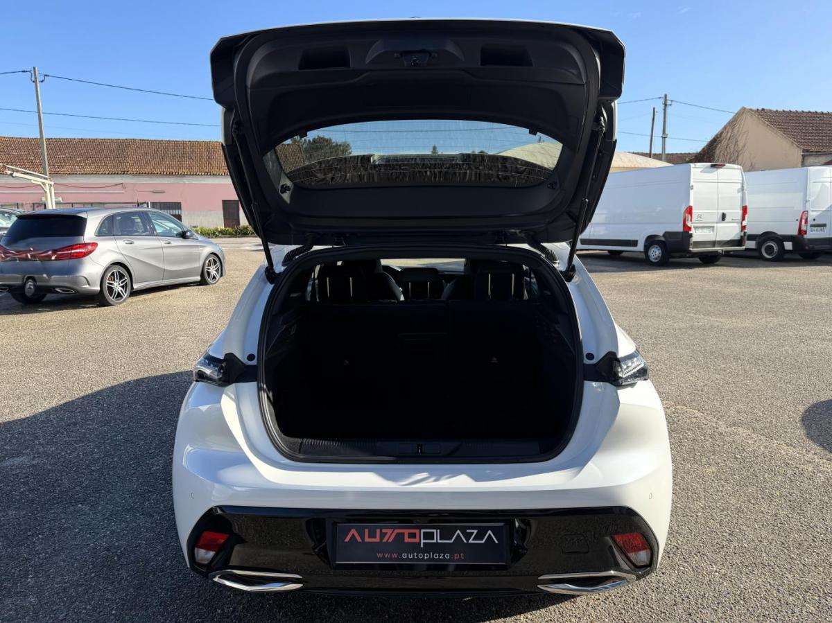 peugeot-308-2022-hibrido-a-gasolina-1598cc