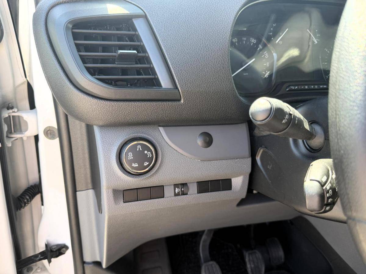 peugeot-expert-2022-diesel-1997cc