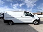 mercedes-benz-vito-2023-diesel-1950cc