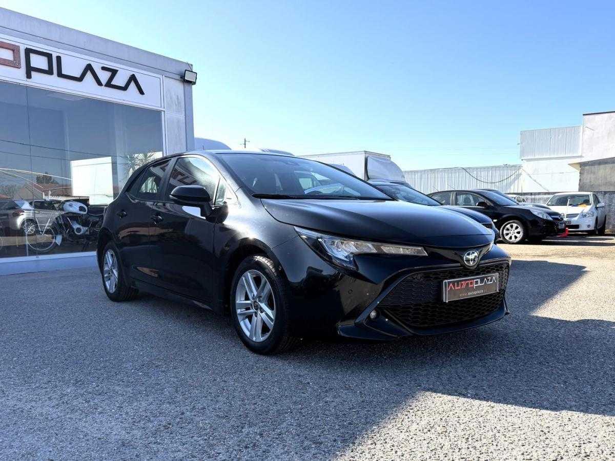 toyota-corolla-2022-hibrido-a-gasolina-1798cc