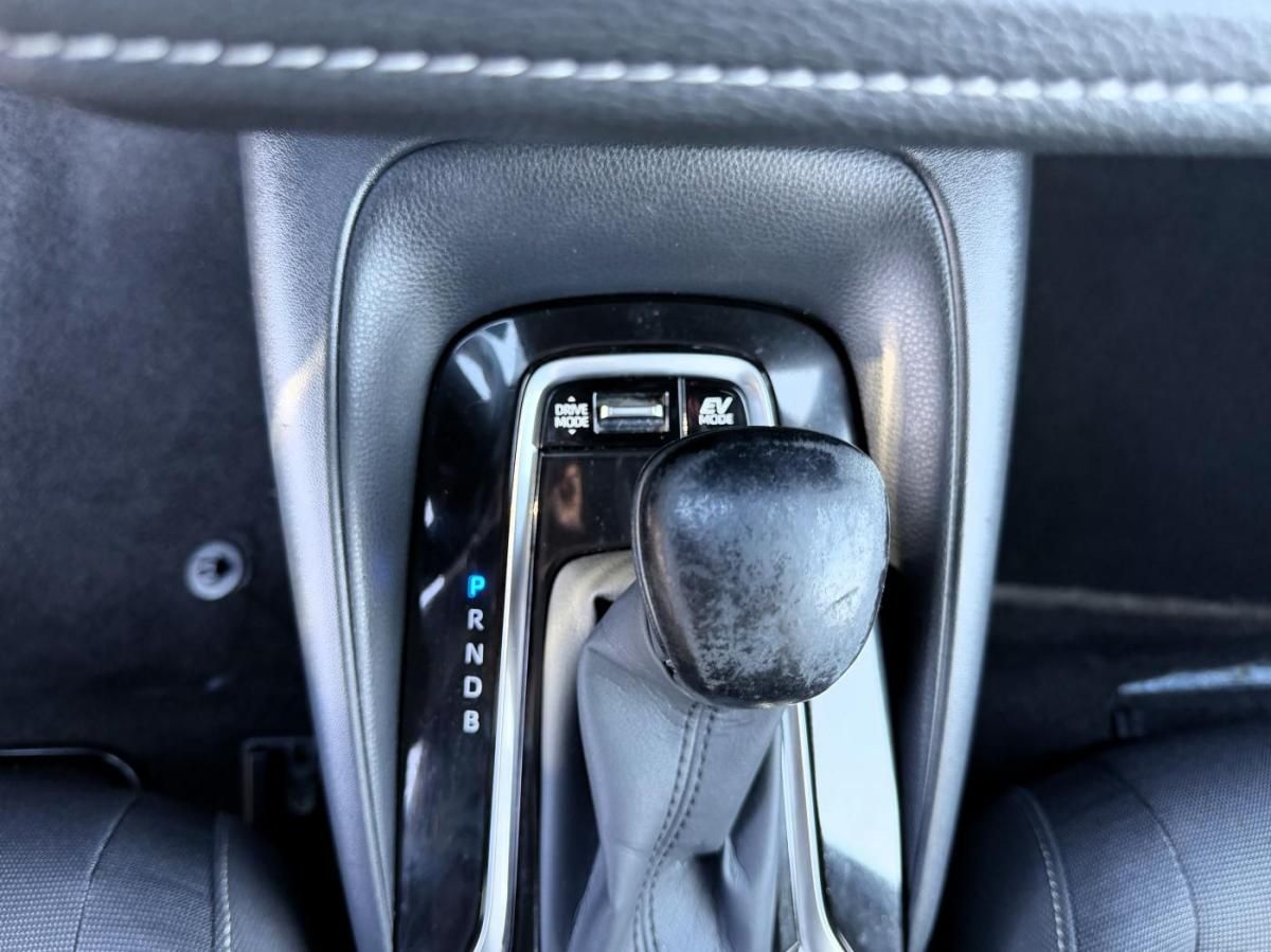 toyota-corolla-2022-hibrido-a-gasolina-1798cc