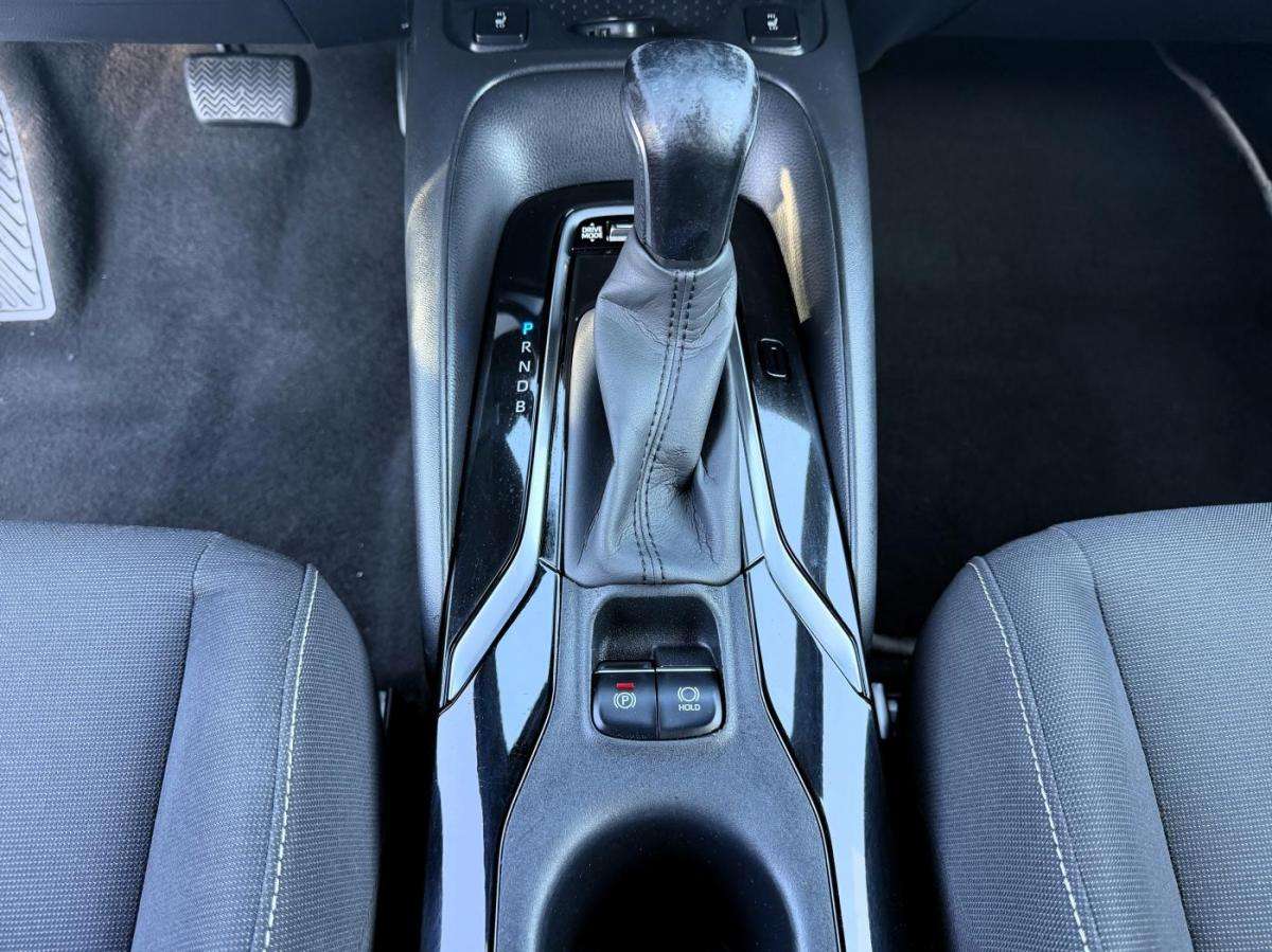 toyota-corolla-2022-hibrido-a-gasolina-1798cc