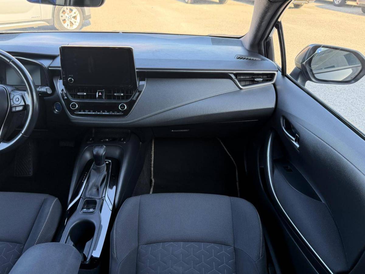 toyota-corolla-2022-hibrido-a-gasolina-1798cc