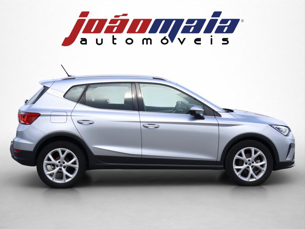 seat-arona-2024-gasolina-999cc