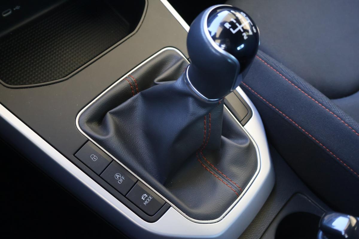 seat-arona-2024-gasolina-999cc