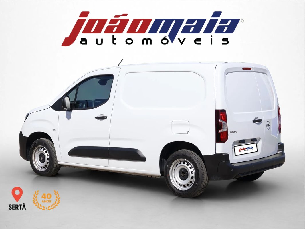 opel-combo-2025-diesel-1499cc