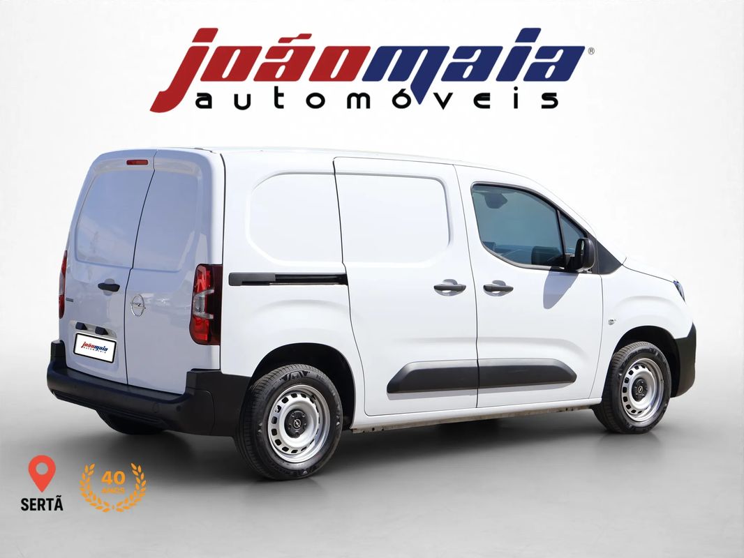 opel-combo-2025-diesel-1499cc