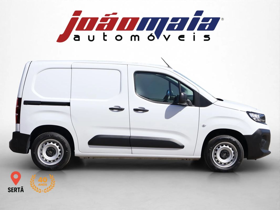 opel-combo-2025-diesel-1499cc
