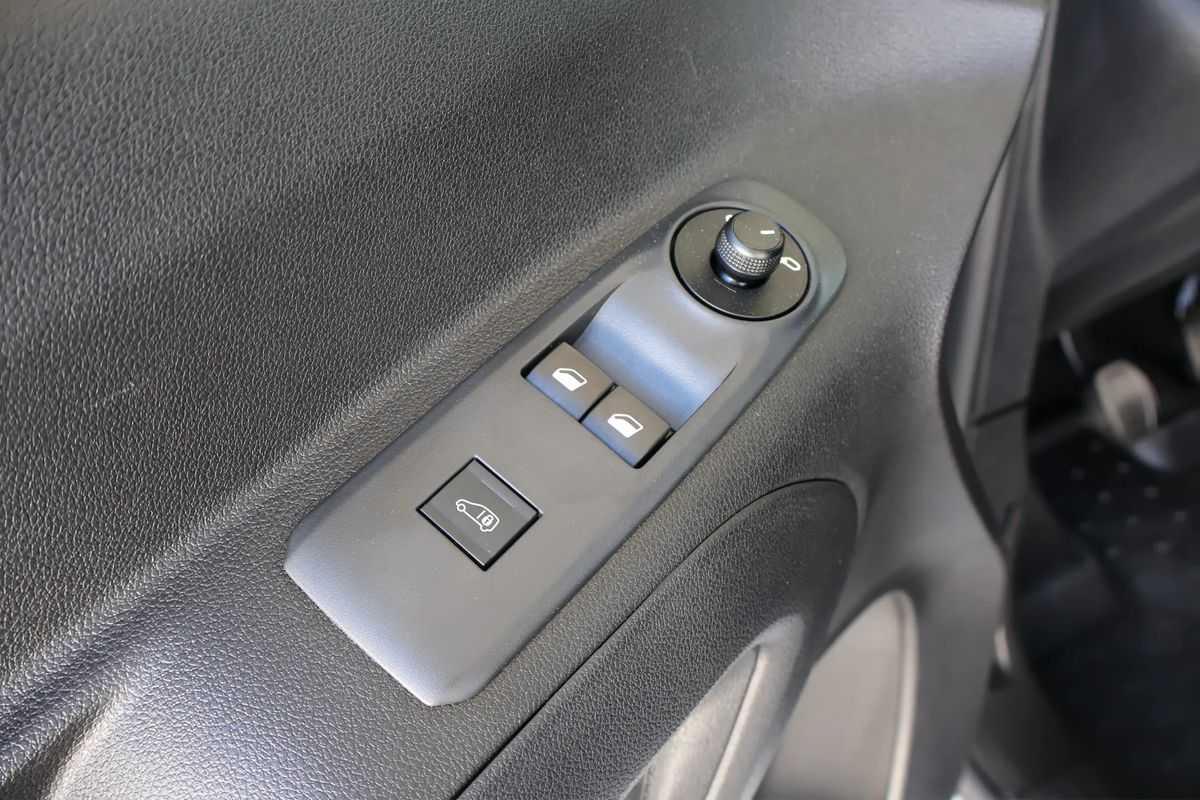 opel-combo-2025-diesel-1499cc