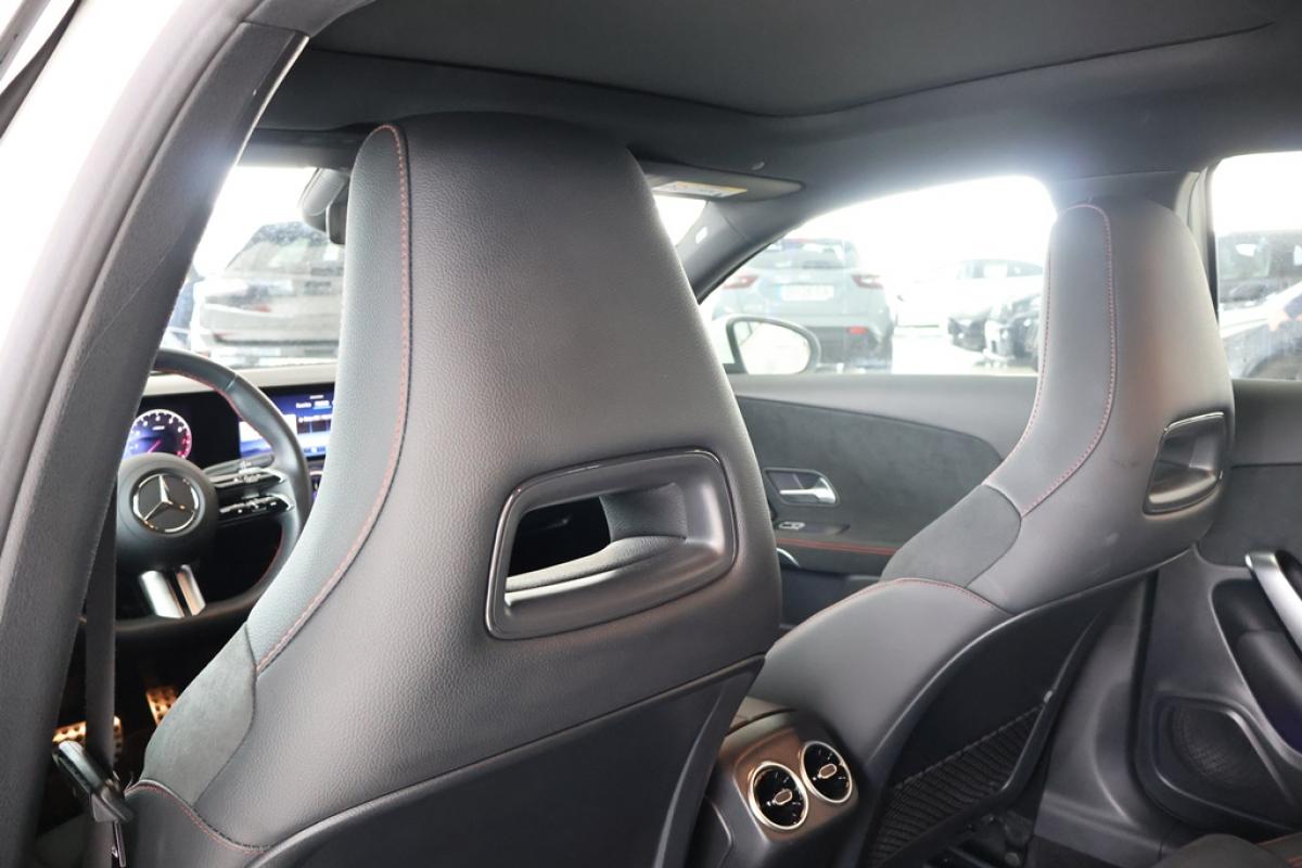 mercedes-benz-classe-a-2024-hibrido-a-gasolina-1332cc