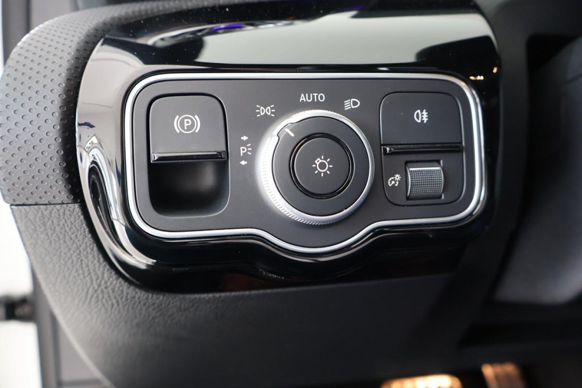 mercedes-benz-classe-a-2024-hibrido-a-gasolina-1332cc
