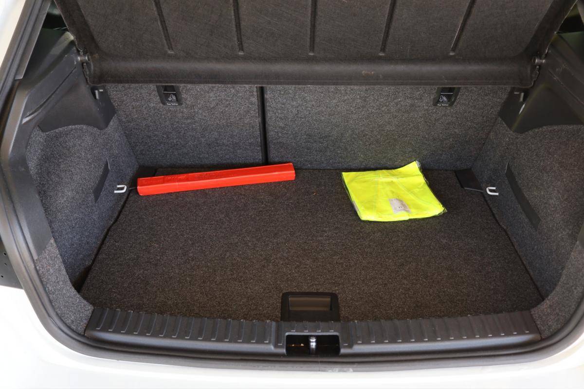 seat-ibiza-2024-gasolina-999cc