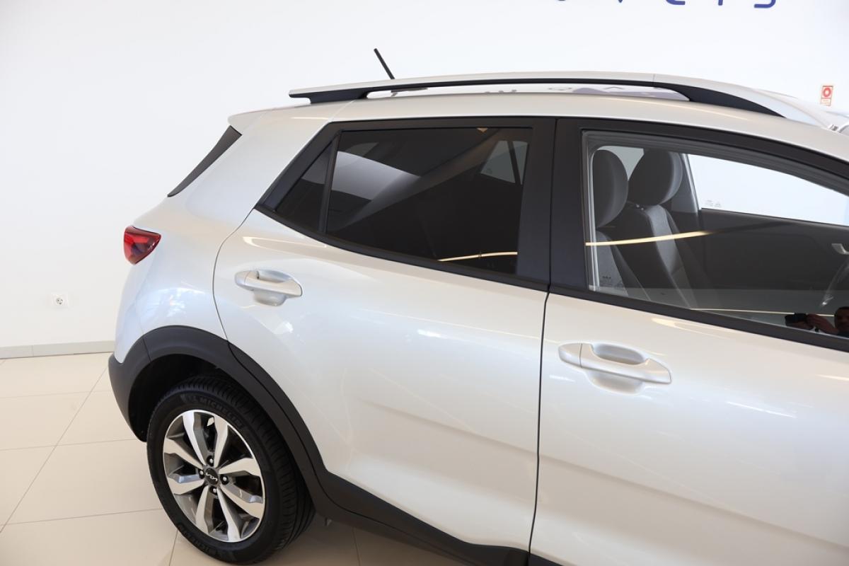 kia-stonic-2024-gasolina-1197cc