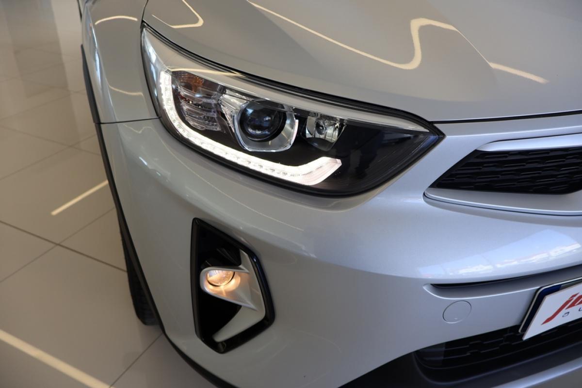 kia-stonic-2024-gasolina-1197cc