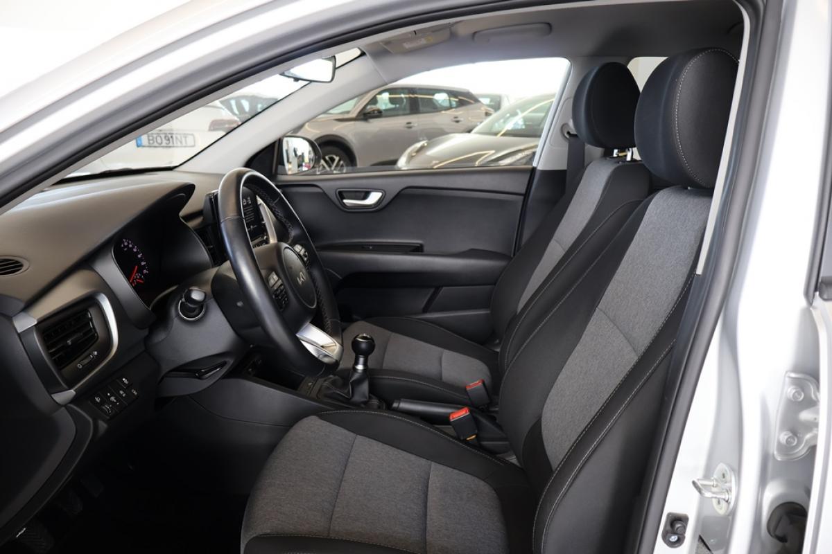 kia-stonic-2024-gasolina-1197cc
