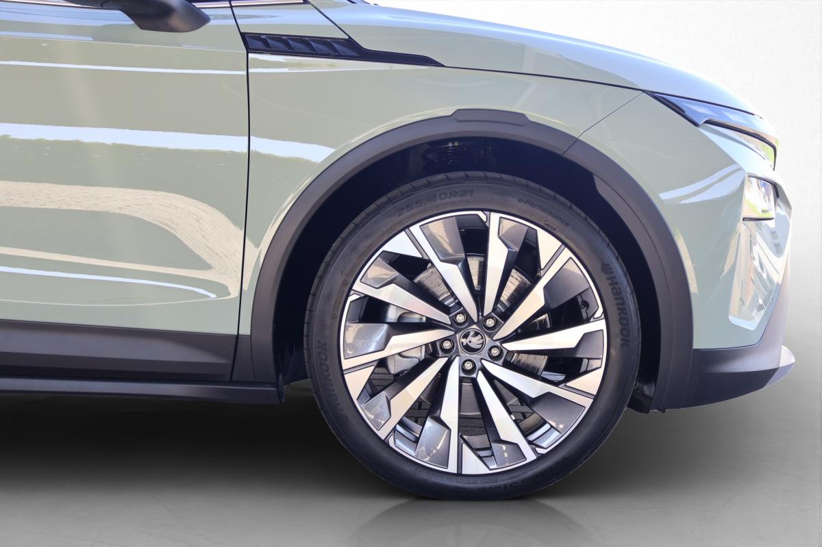 skoda-karoq-2025-eletrico-0cc