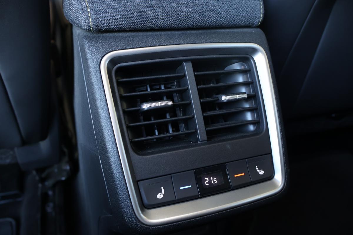 skoda-karoq-2025-eletrico-0cc