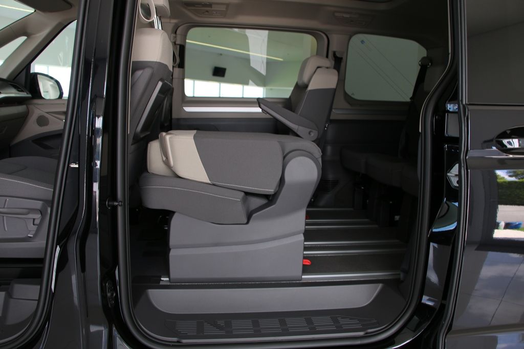 volkswagen-routan-2025-hibrido-a-gasolina-1498cc