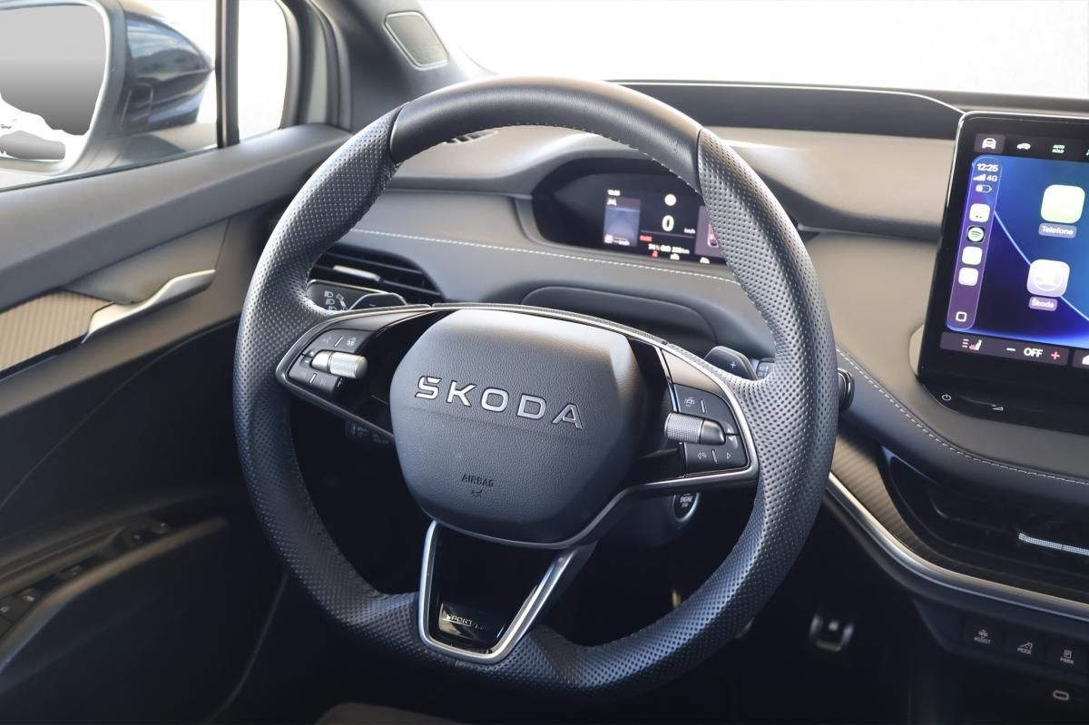 skoda-karoq-2025-eletrico-400cc